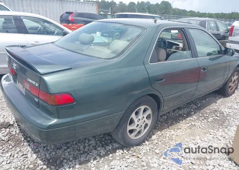 1999 Toyota Camry Xle V6 z USA, uszkodzony, nr VIN 4T1BF28K6XU076037